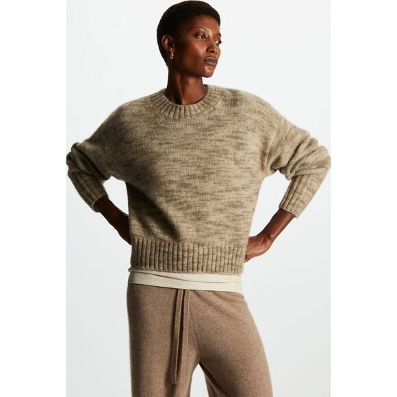 COS NEW Loose-Fit Cropped Sweater Beige Crew Neck Dolman Sleeve Casual Women's L - Picture 2 of 13